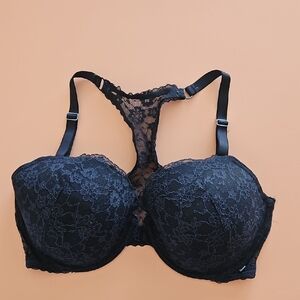 Victorias Secreat Elegant Navy Lace Bra